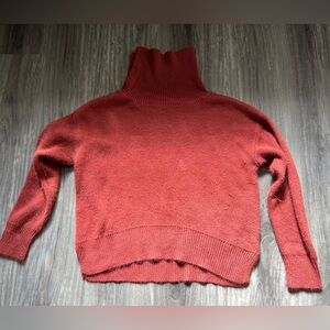 🎉8/$12🎉 Womens Pink Lily rust sweater